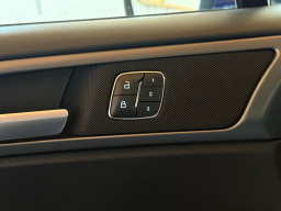 FORD MONDEO “TITANIUM”