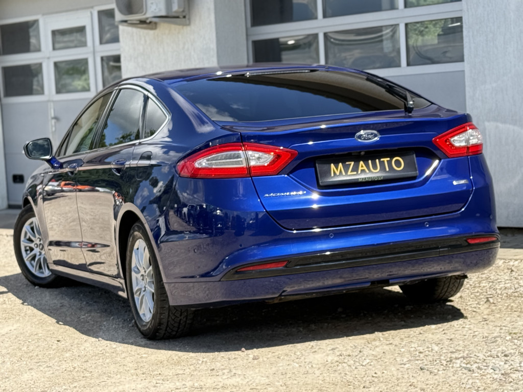 FORD MONDEO “TITANIUM”