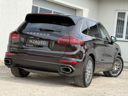 PORSCHE CAYENNE DIESEL