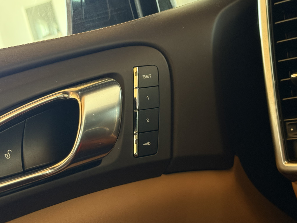 PORSCHE CAYENNE DIESEL