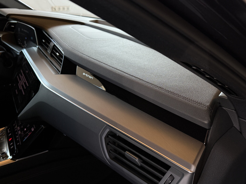 AUDI E-TRON 55 SPORTBACK