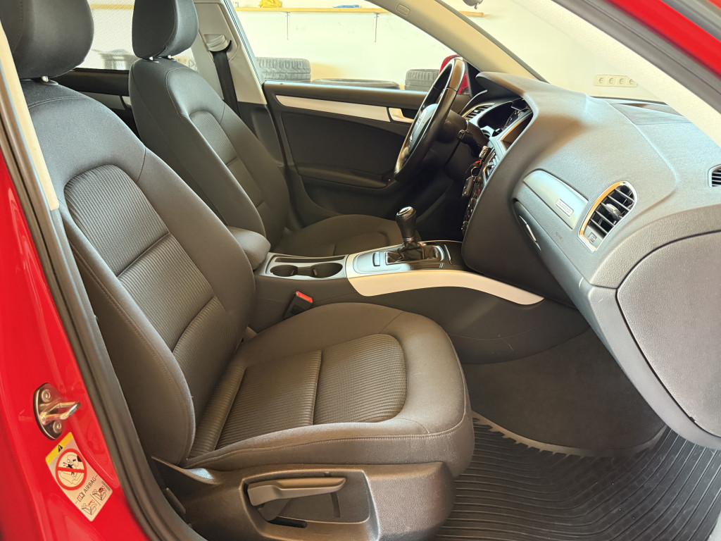 AUDI A4 QUATTRO