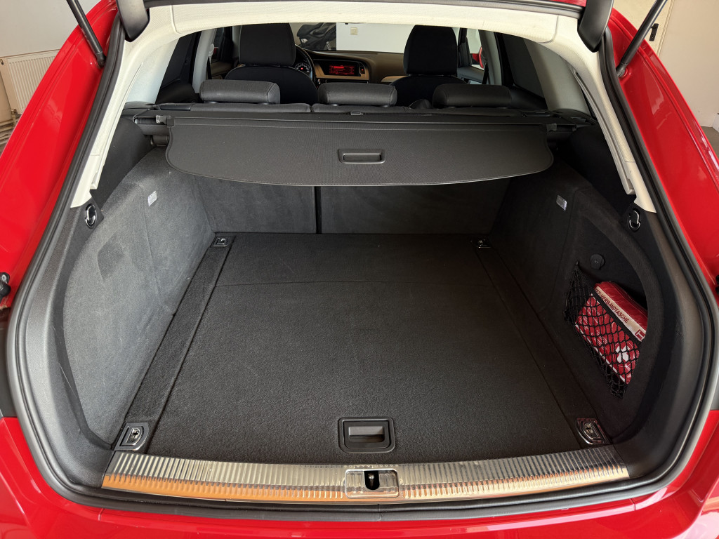 AUDI A4 QUATTRO