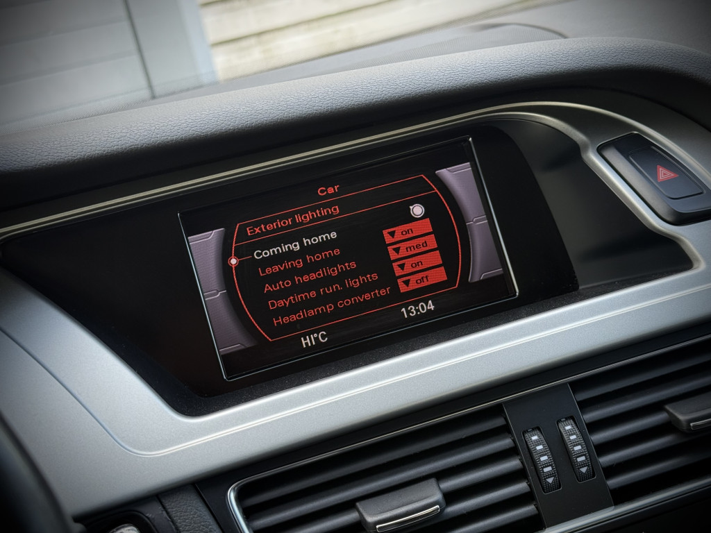 AUDI A4 “AMBIENTE”