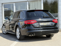 AUDI A4 S-LINE QUATTRO