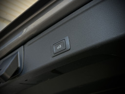 AUDI A4 40TDI S-LINE