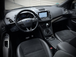 FORD KUGA “ST-LINE” 4X4