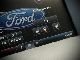 FORD S-MAX “TITANIUM”