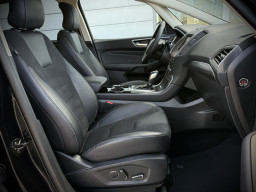 FORD S-MAX “TITANIUM”