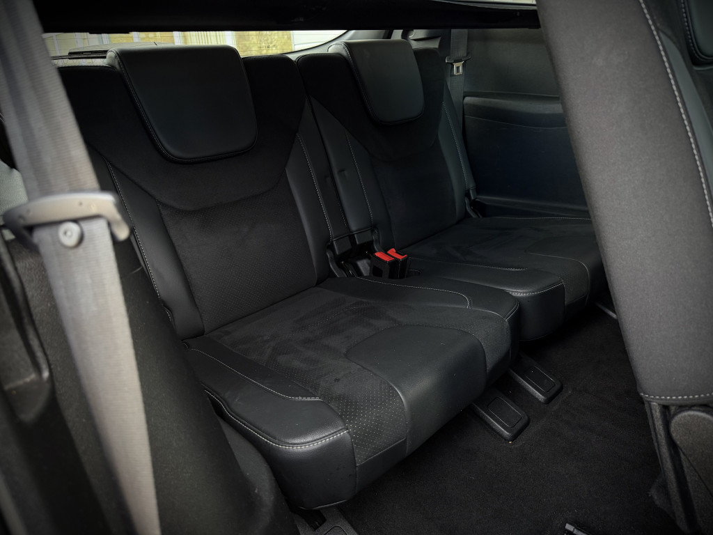 FORD S-MAX “TITANIUM”