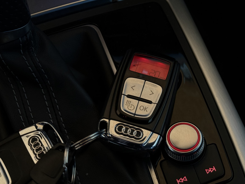 AUDI A6 S-LINE QUATTRO