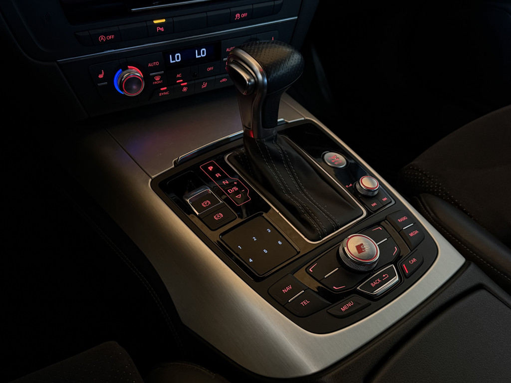AUDI A6 S-LINE QUATTRO