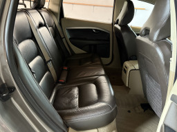 VOLVO XC70 AWD