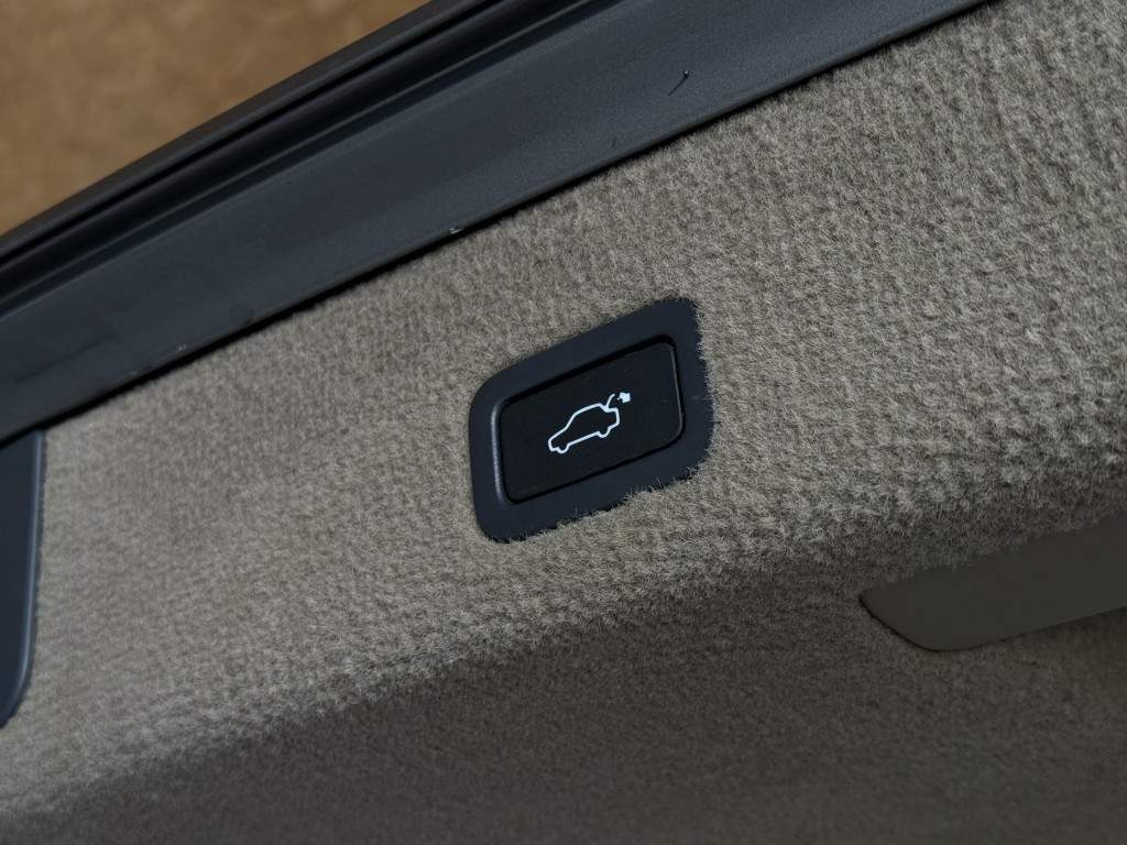 VOLVO XC70 AWD