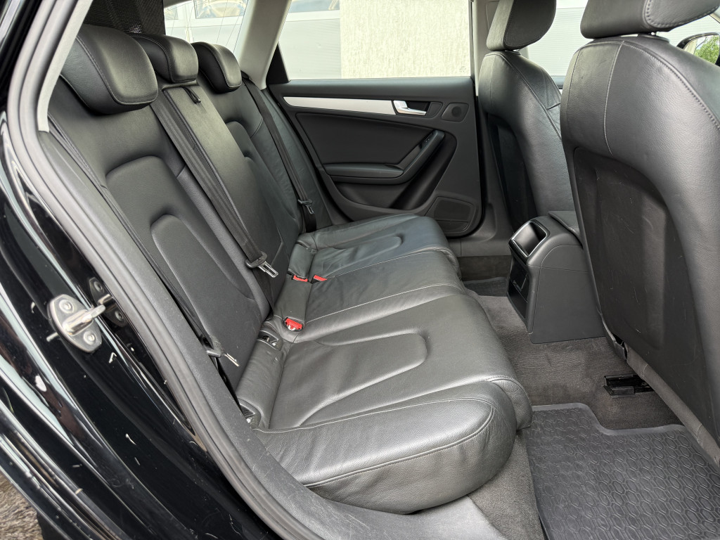 AUDI A4 “AMBIENTE”