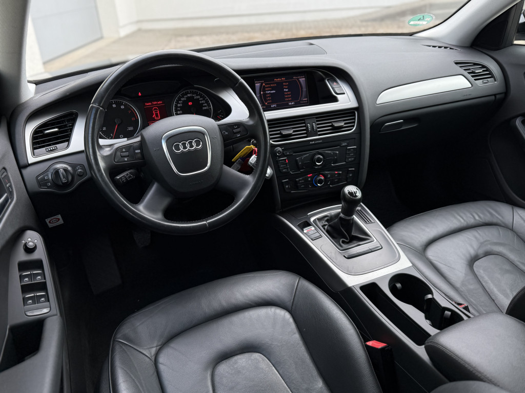 AUDI A4 “AMBIENTE”