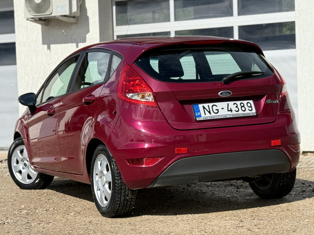 FORD FIESTA