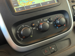 RENAULT TRAFIC L2H1