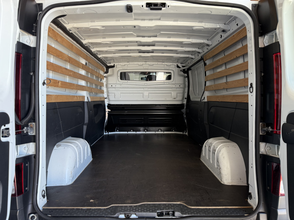 RENAULT TRAFIC L2H1