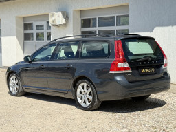 VOLVO V70 D3