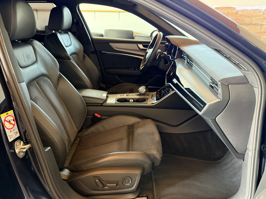 AUDI A6 S-LINE QUATTRO