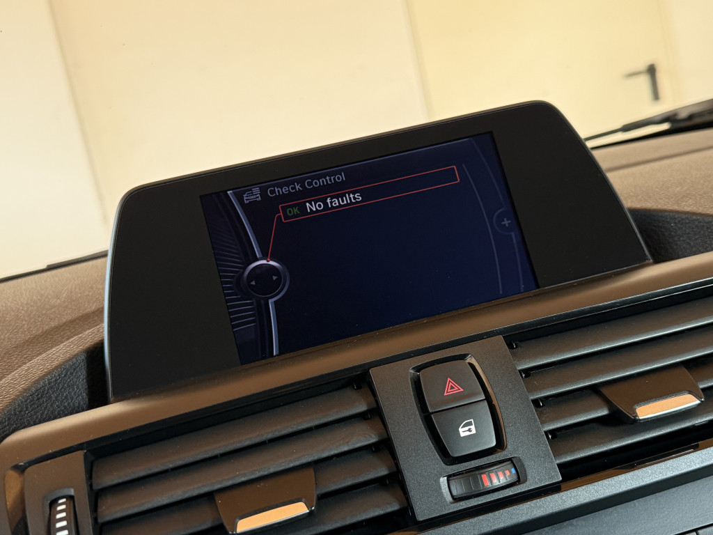 BMW 118D “SPORTLINE”
