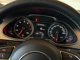 AUDI A4 S-LINE