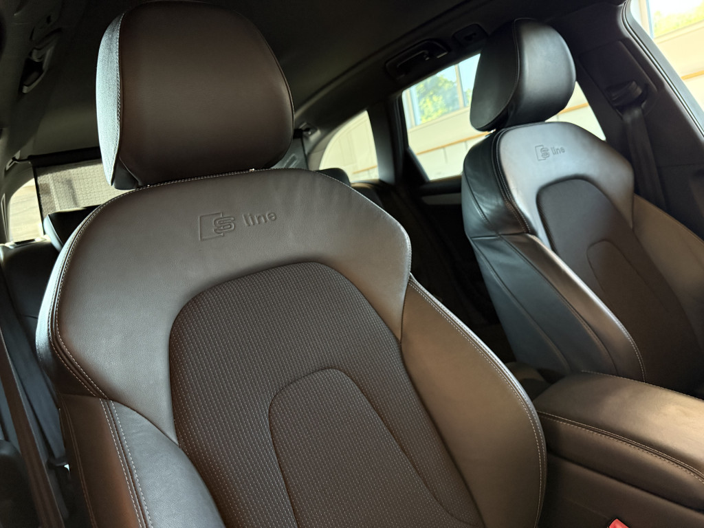 AUDI A4 S-LINE
