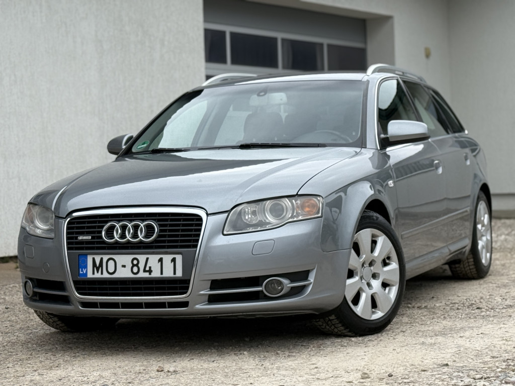 AUDI A4 