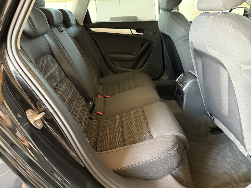 AUDI A4 “AMBIENTE”
