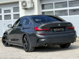 BMW 330I “M-SPORTSPAKET”