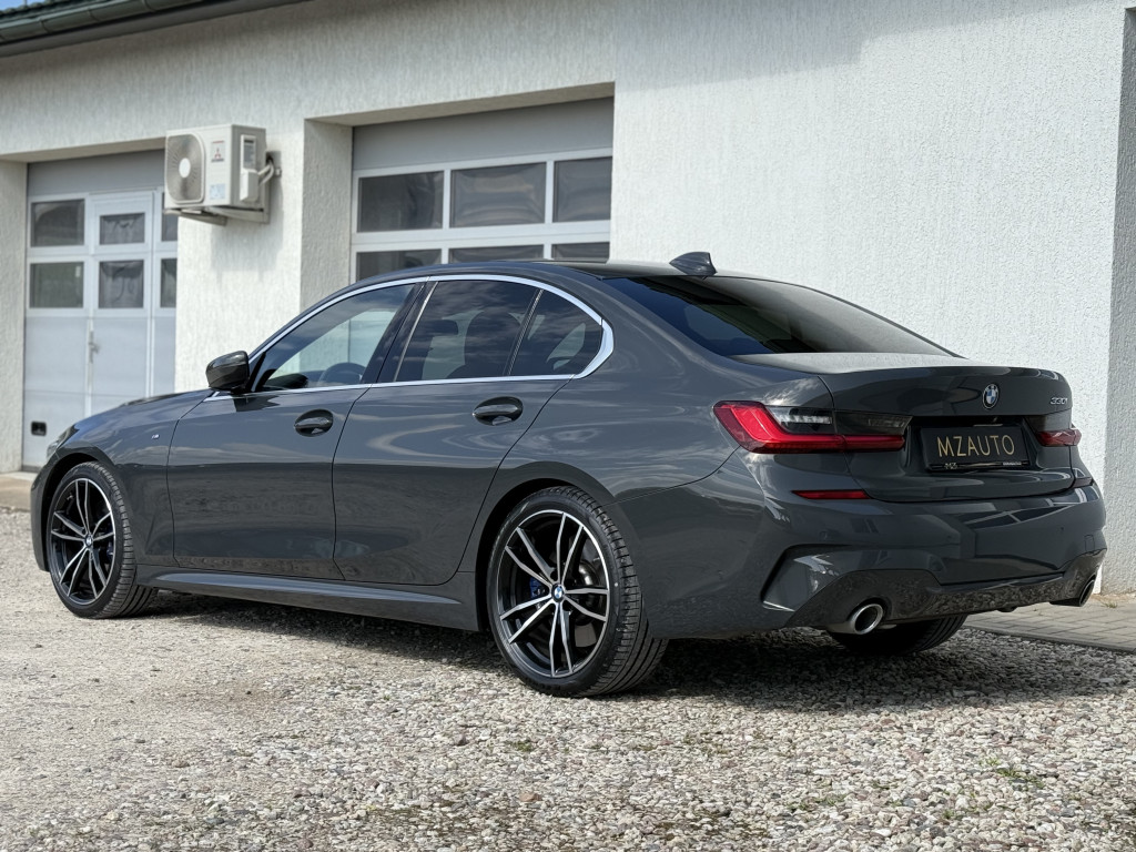 BMW 330I “M-SPORTSPAKET”