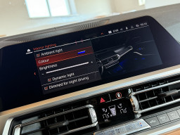 BMW 330I “M-SPORTSPAKET”