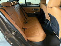 BMW 330I “M-SPORTSPAKET”