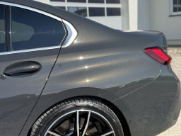 BMW 330I “M-SPORTSPAKET”
