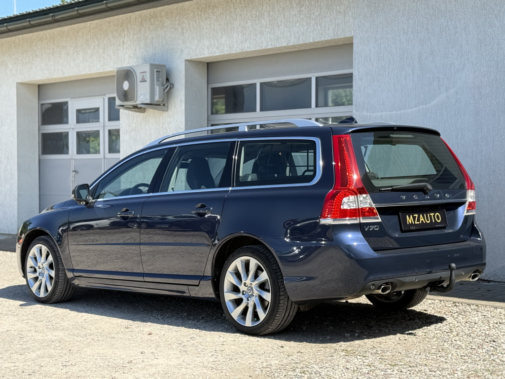 VOLVO V70 D5 “POLESTAR”