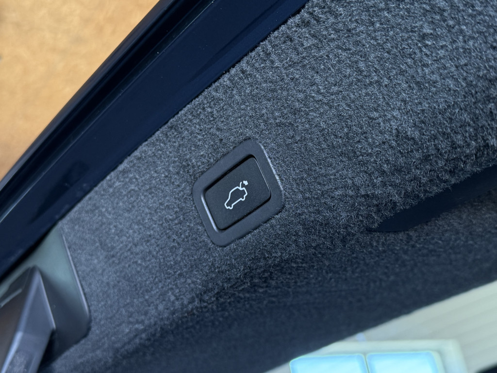 VOLVO V70 D5 “POLESTAR”