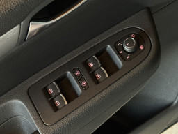 VW SHARAN