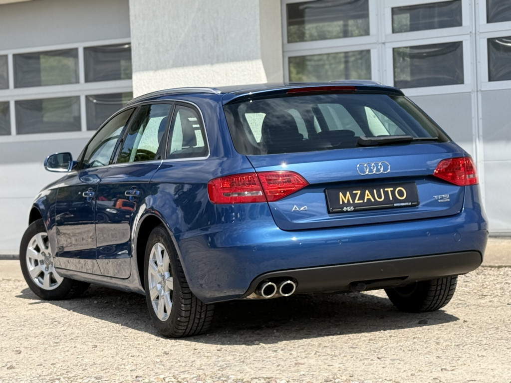AUDI A4 QUATTRO