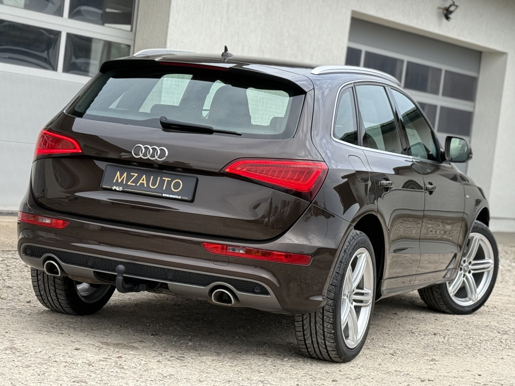 AUDI Q5 S-LINE QUATTRO