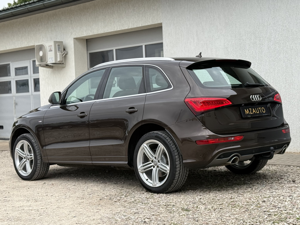 AUDI Q5 S-LINE QUATTRO
