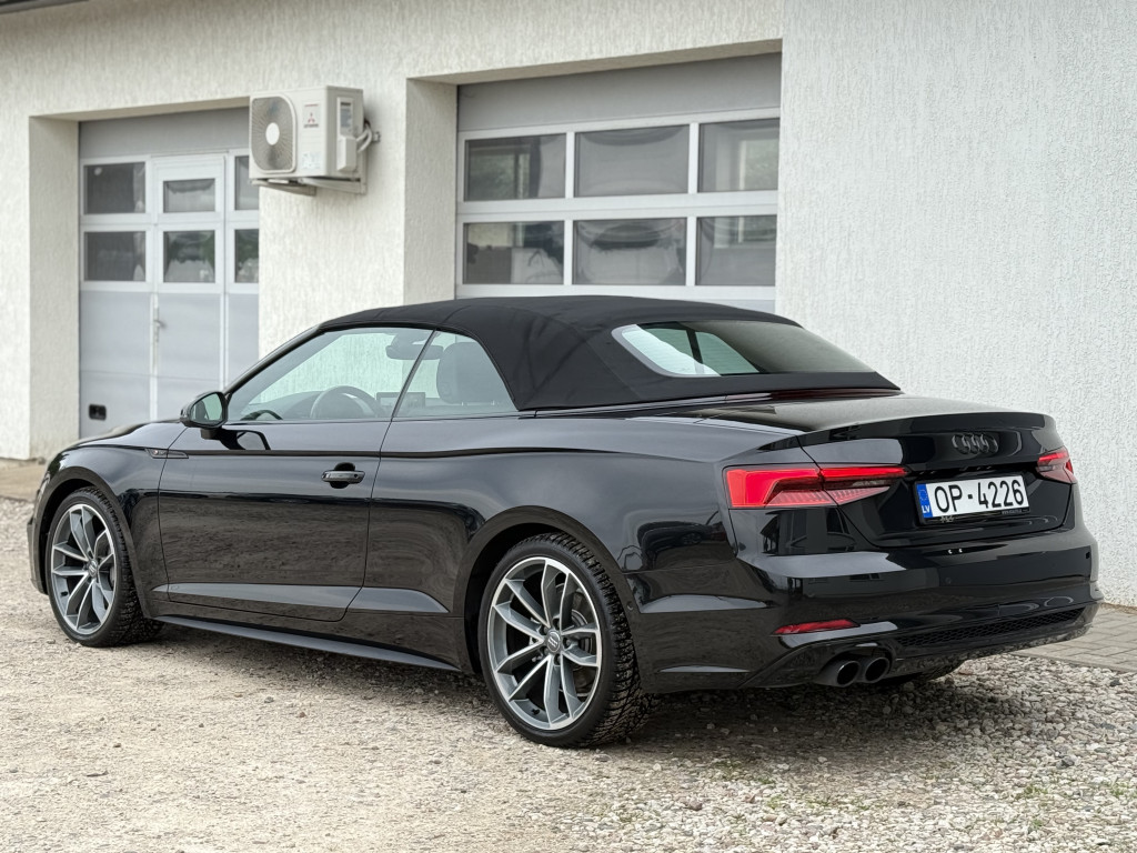AUDI A5 CABRIO