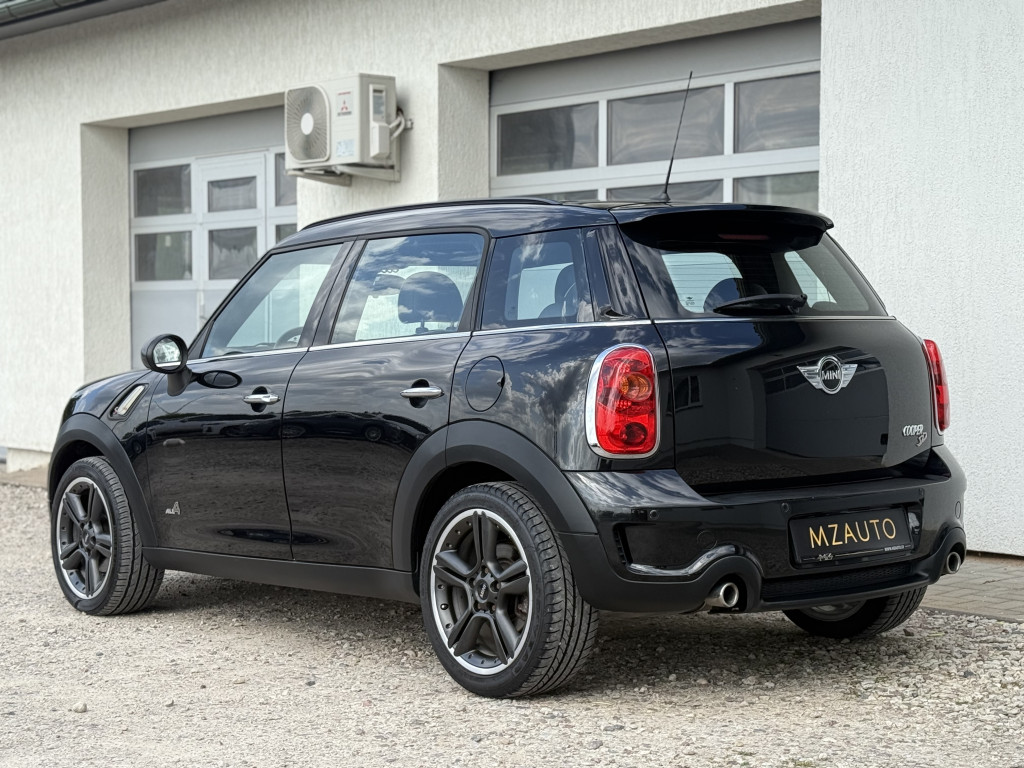 MINI COOPER COUNTRYMAN ALL4
