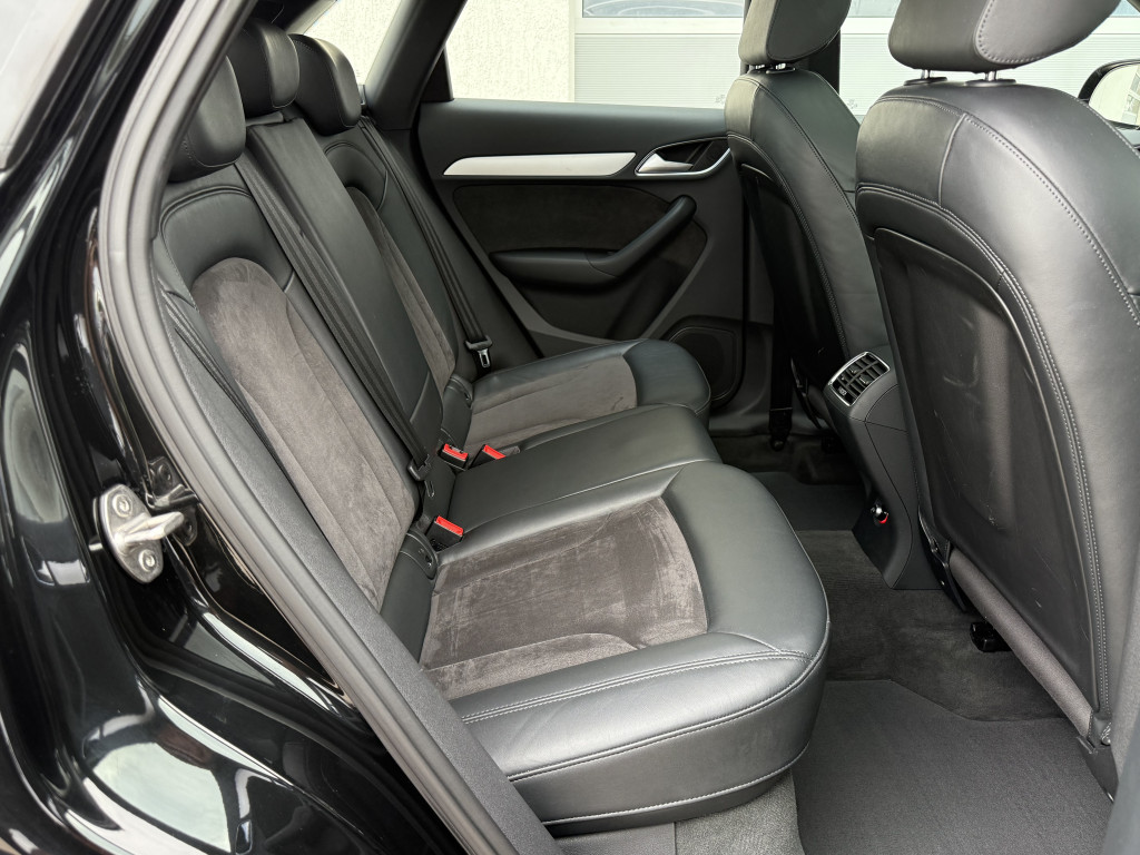 AUDI Q3 S-LINE QUATTRO