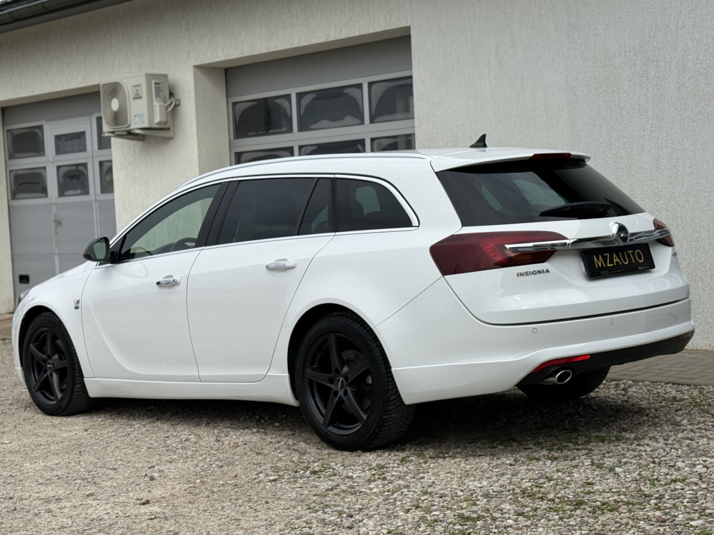 OPEL INSIGNIA “OPC LINE”