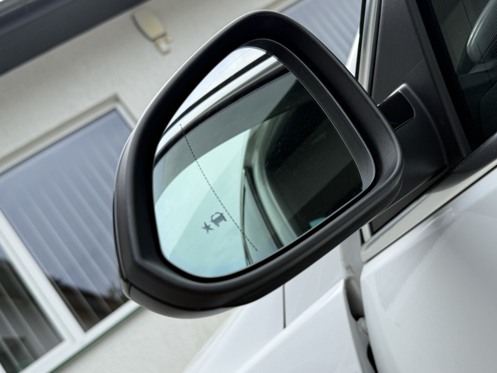 OPEL INSIGNIA “OPC LINE”