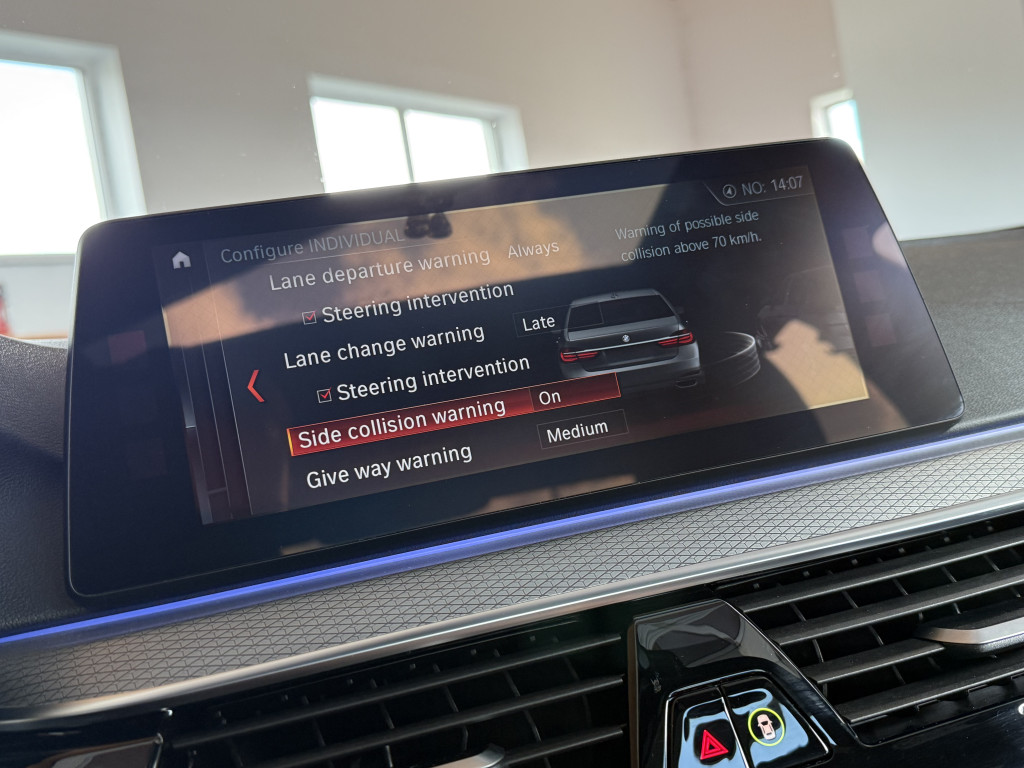 BMW 530E M-SPORTSPAKET