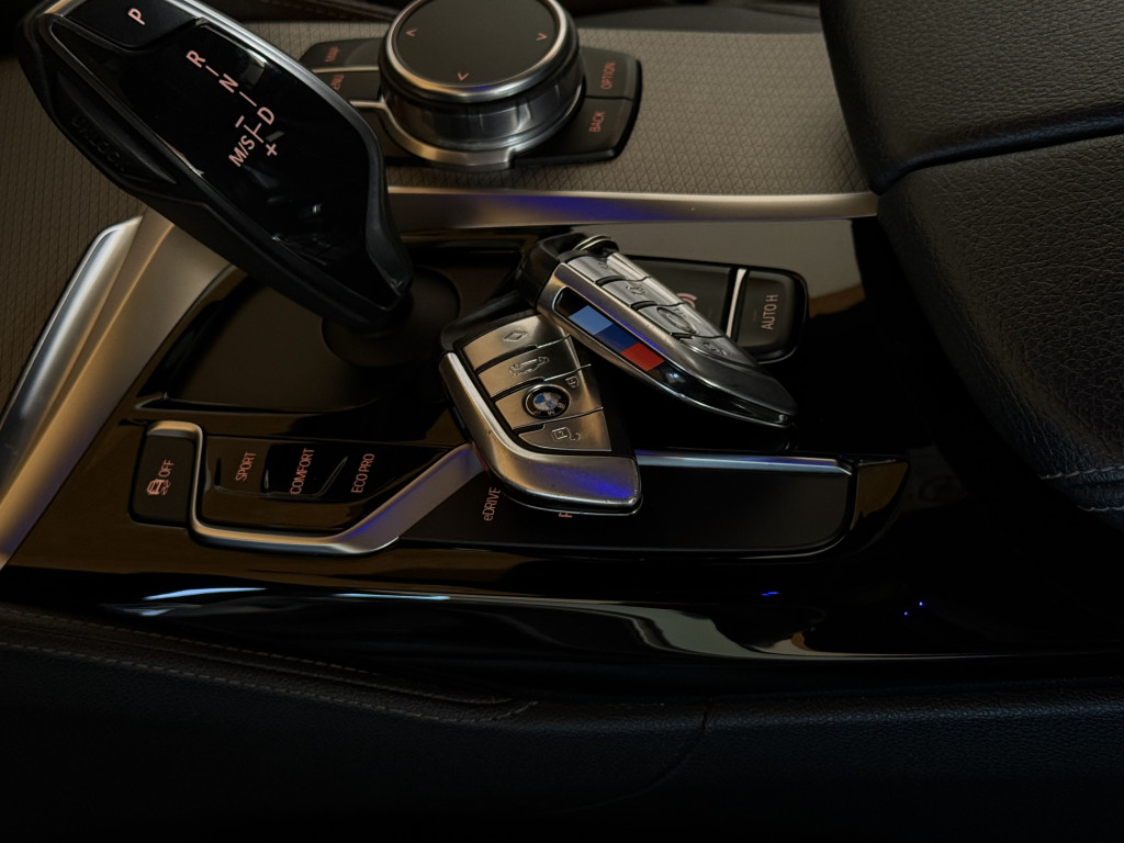 BMW 530E M-SPORTSPAKET