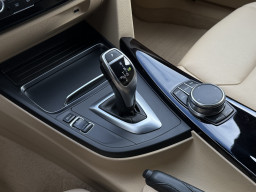 BMW 320D “LUXURY LINE”