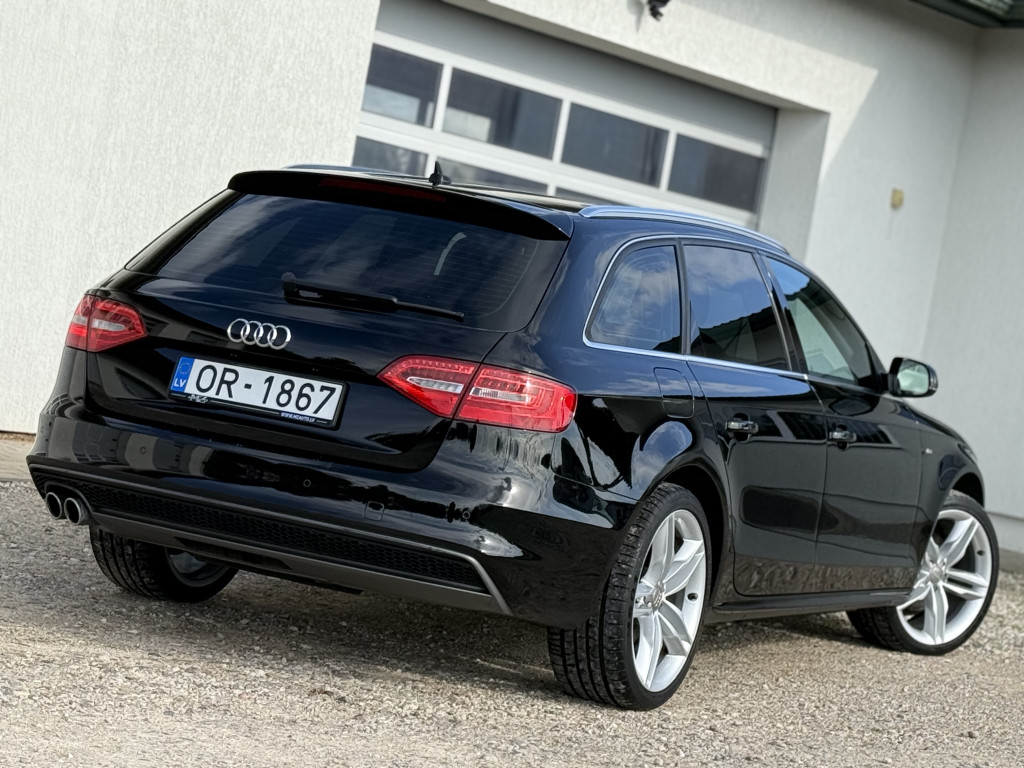 AUDI A4 S-LINE
